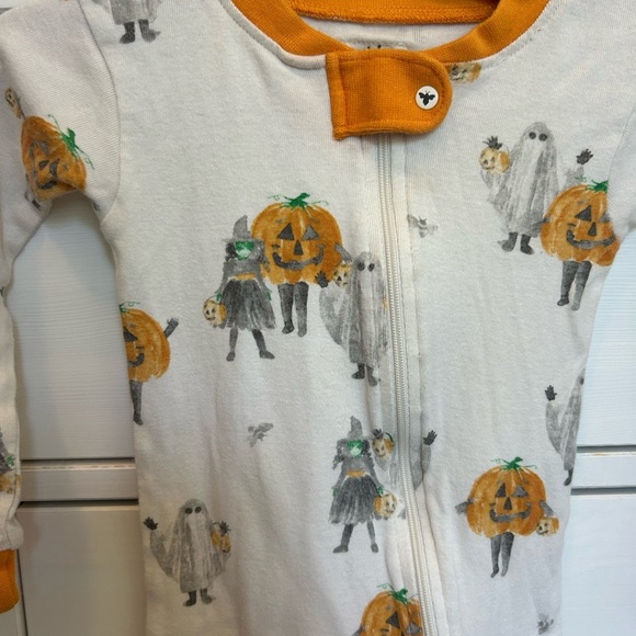 Burt’s Bees Halloween Pajamas Size 18 months - Picture 2 of 4